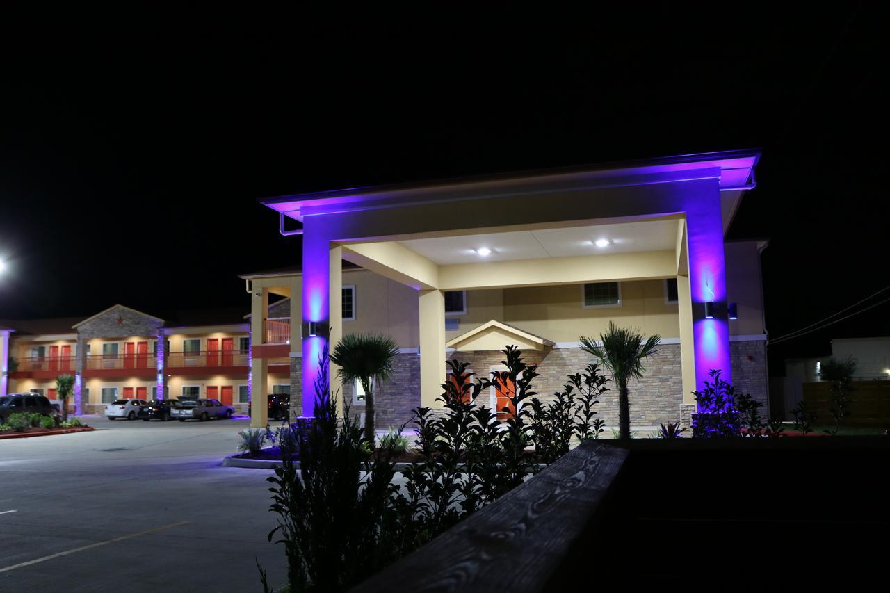 Scottish Inn & Suites - Iah Airport همبل المظهر الخارجي الصورة