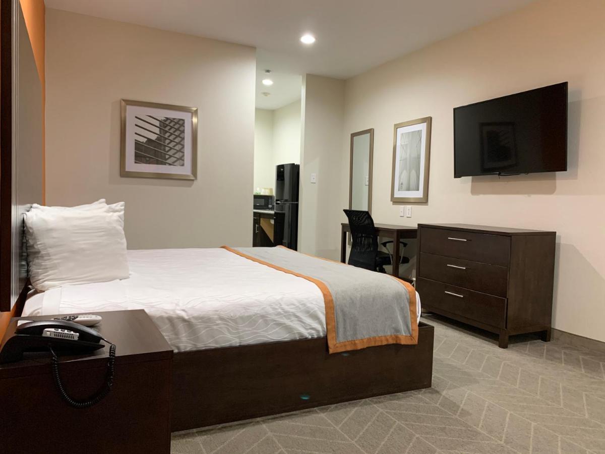 Scottish Inn & Suites - Iah Airport همبل المظهر الخارجي الصورة
