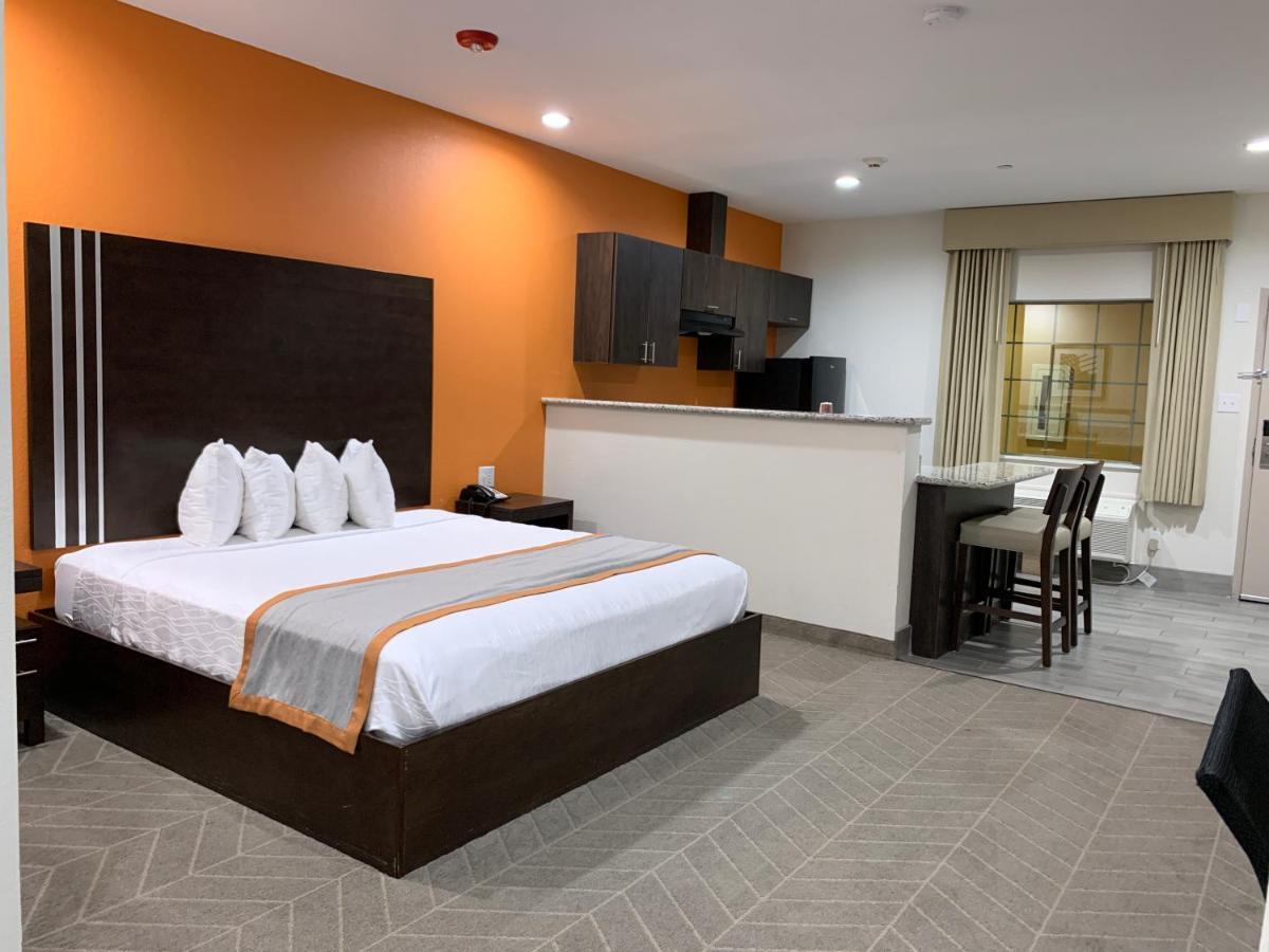 Scottish Inn & Suites - Iah Airport همبل المظهر الخارجي الصورة